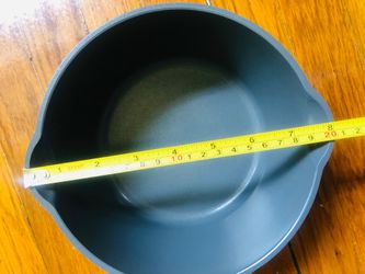 Sauce pot