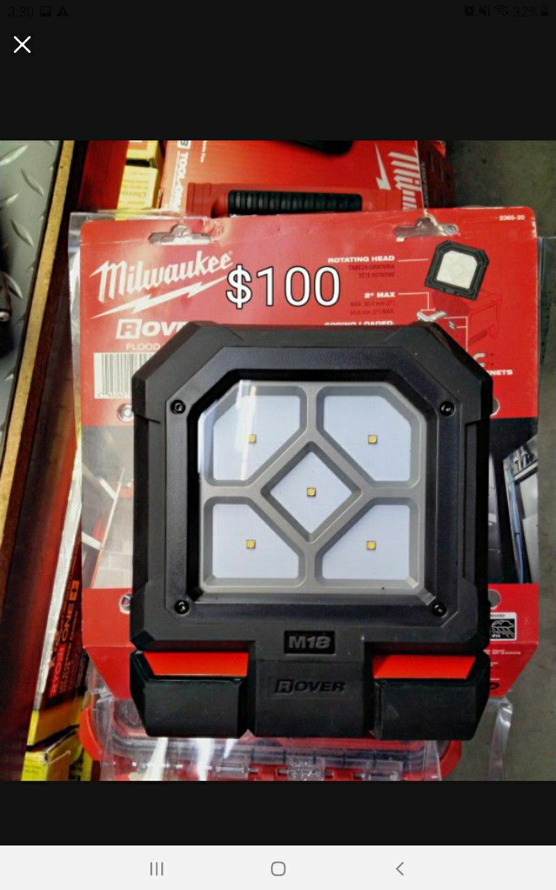 Milwaukee Rover M18 LED Mounting Flood Light (Tool-Only)