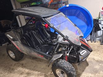 Side-by-Side Polaris Hammerhead Go-Kart with Windshield