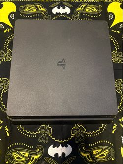 PlayStation 4 slim