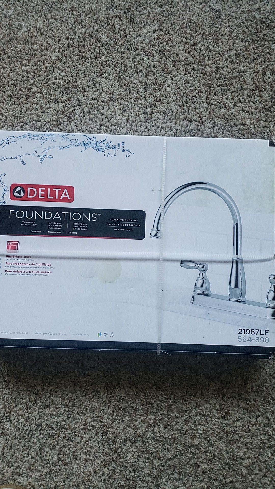 Delta foundations faucet