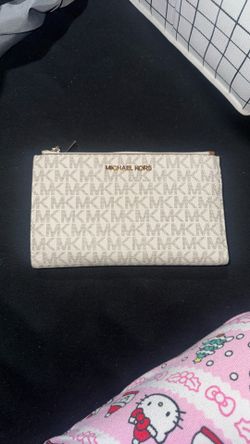Michael Kor Wallet