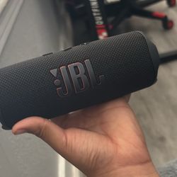 JBL Flip 7