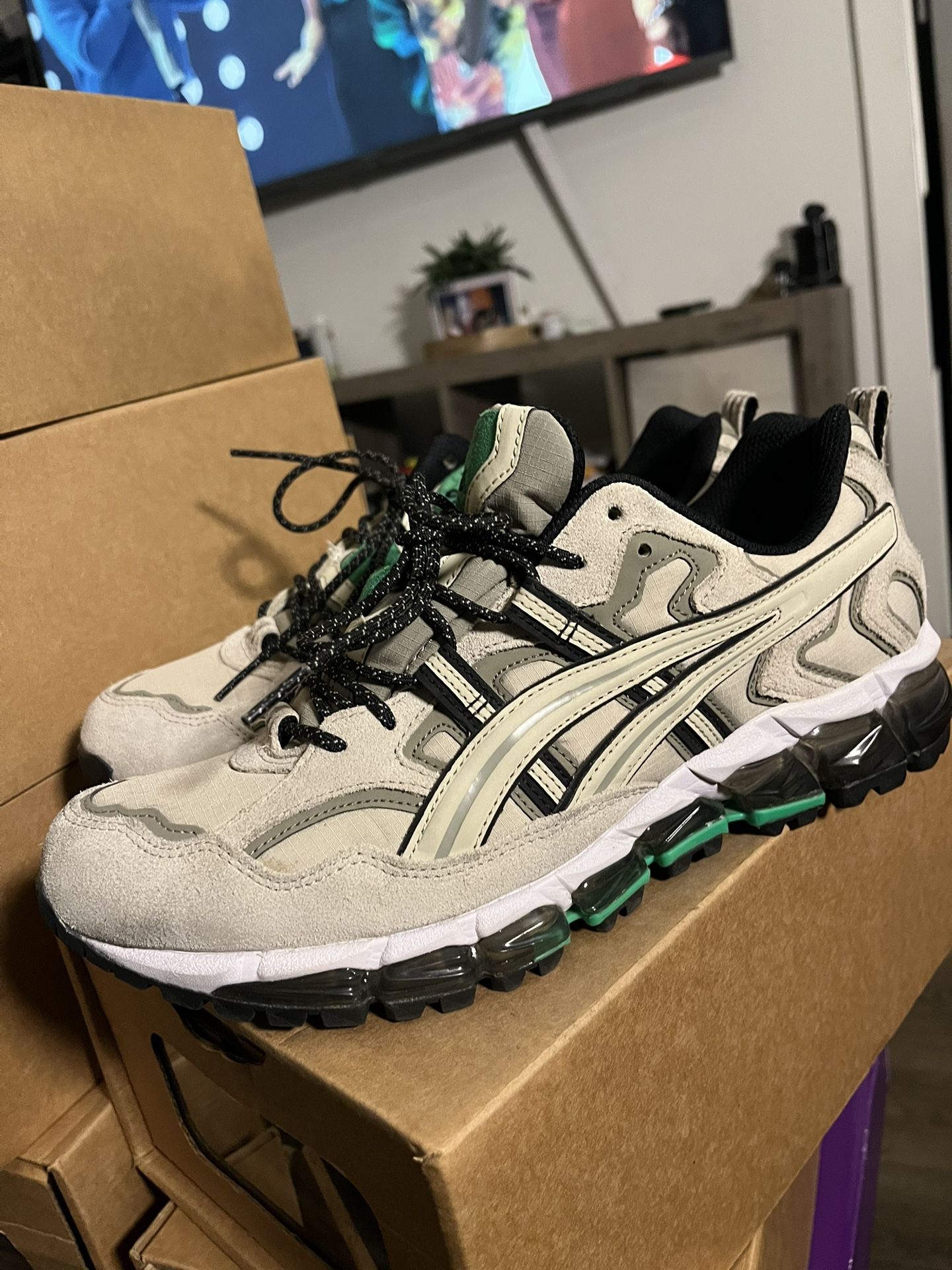 ASICS Gel Nandi 360 Size 9.5