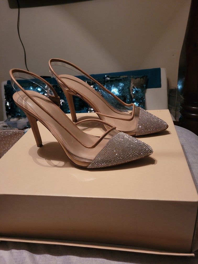 Beautiful  BCB Generation  Heels Size 9 $15