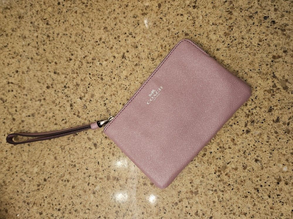 New COACH Wristlet Wallet