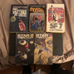 Set Of Five Sci-Fi Paperbacks