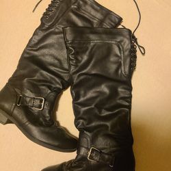 Womens knee high boots Sz 9