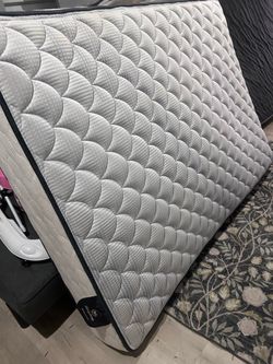 FULL SIZE MATTRESS