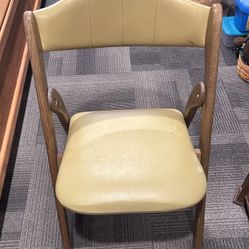 Vintage Willkie Industries Folding Chair