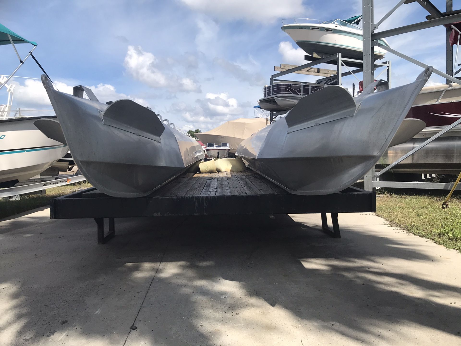24ft Pontoon Logs for Sale in Spring Hill, FL OfferUp