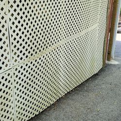 Vinyl Privacy Fence 
