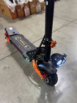 Long-range electric scooter