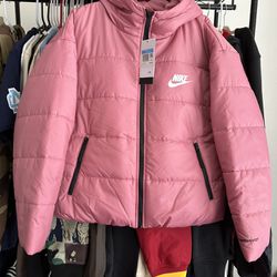 Women’s Nike Therma-Fit Puffer Jacket “ Pink “ Size Medium 