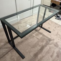 HEAVY DUTY COMPUTER DESK