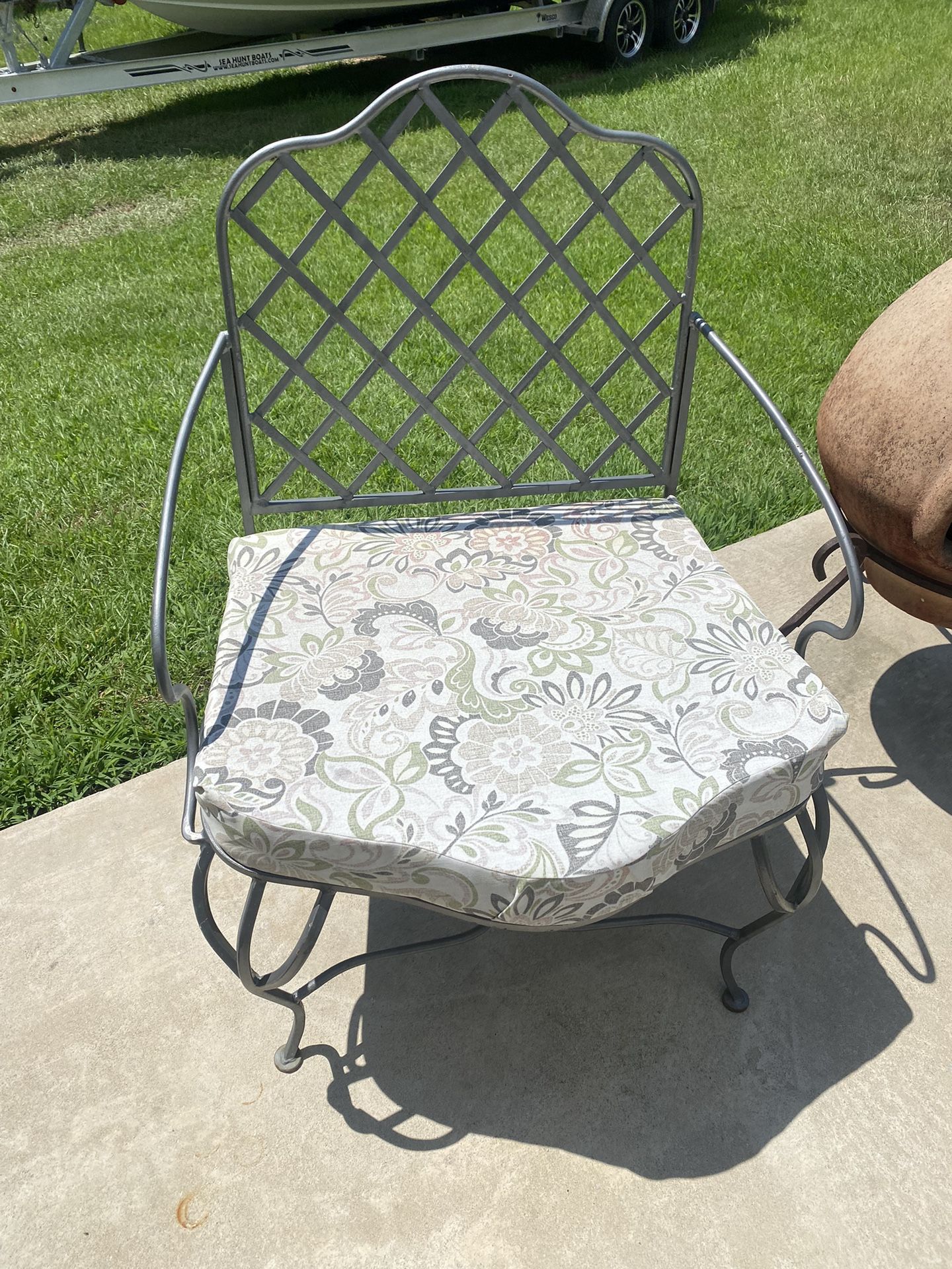 2 Iron Metal Chairs for Sale in Columbia, SC OfferUp