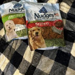 Blue Buffalo Dog Treat Nudges