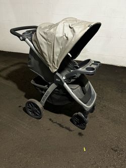 Chicco Bravo Quick-Fold Stroller - Black (Black), Used Very good condition