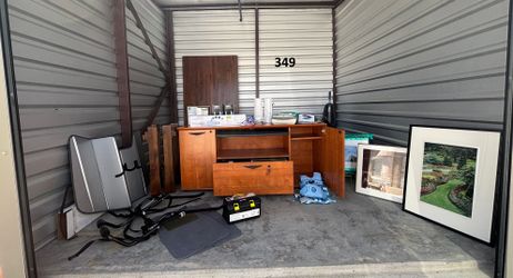 Auction Unit 349 7/5 - Auto-parts, Eye Glass Frames, Computer, Dining Table, chairs, Wall Art, Furniture, Household Goods