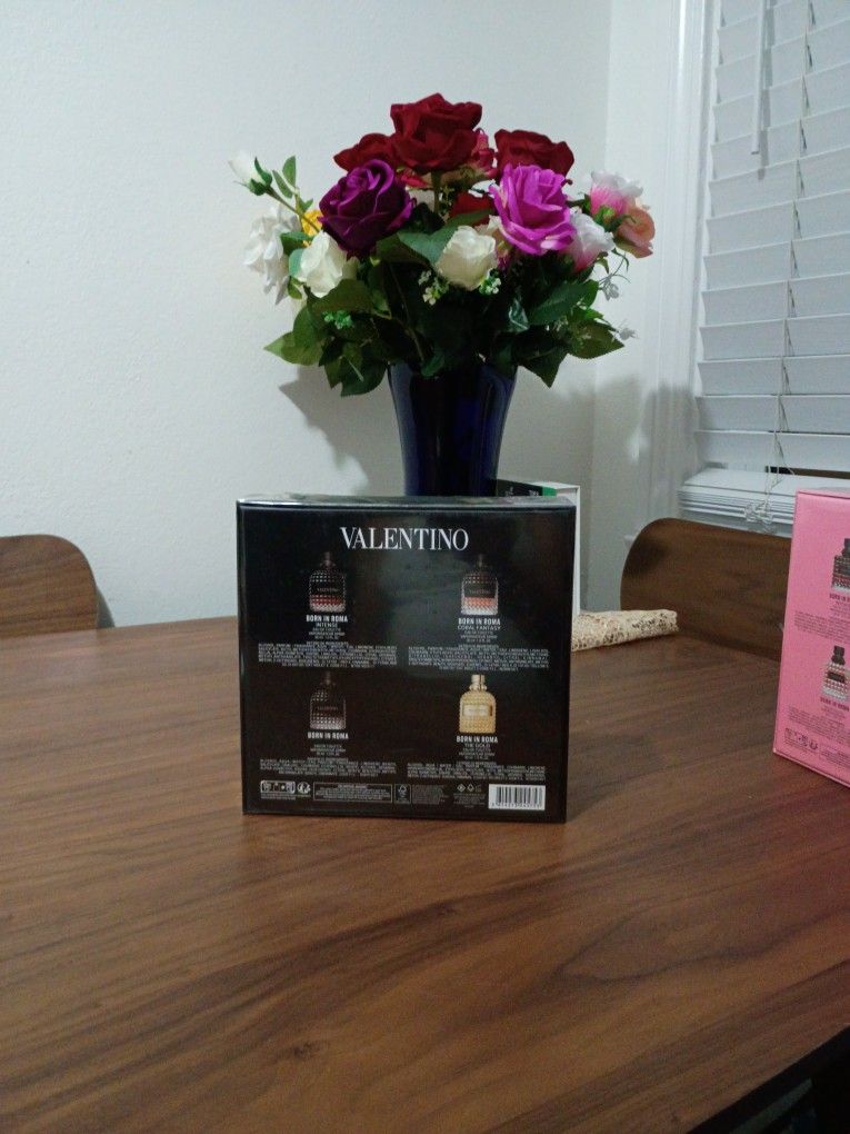 Valentino Travel Kit The Perfect Gift 