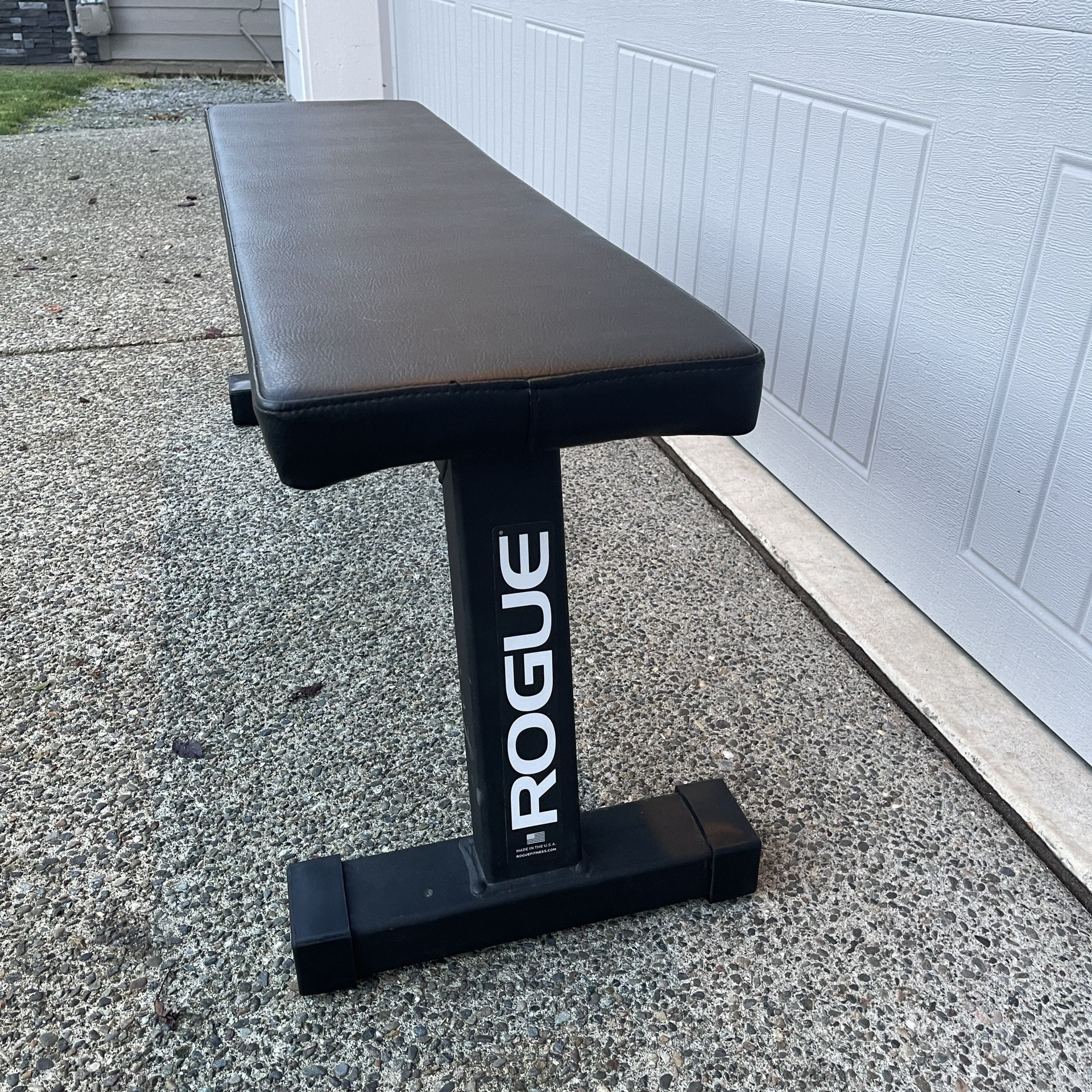 Rogue Flat Bench Workout Bench Lifting Gym