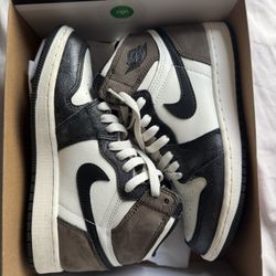 Jordan 1 Retro Hight (Dark mocha)