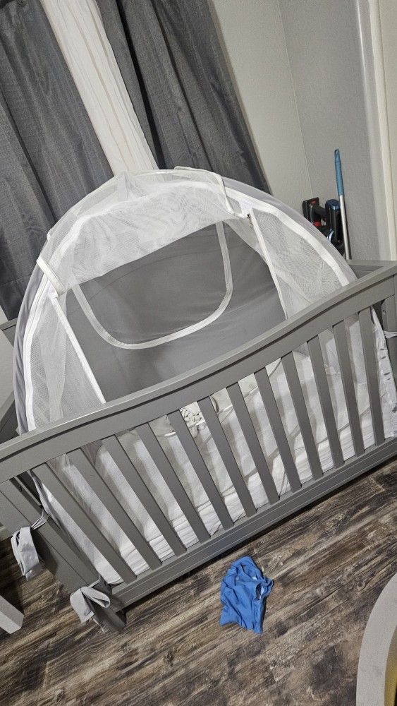 Crib , Crib Mattress And Changing Table 