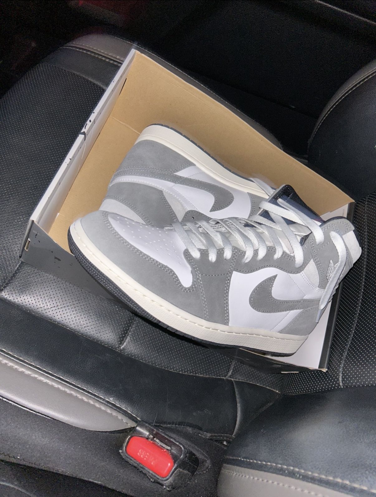 Air Jordan 1 Retro High Top OG Washed Black 