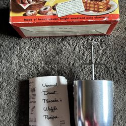 Vintage 1971 Fairgrove Donut Maker Batter Dispenser Waffles ‘n Pancakes In Box