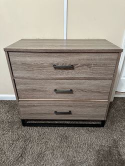 Nightstand 3 drawers