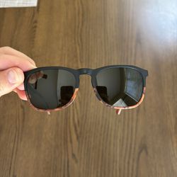 Men’s Sunglasses Vincero