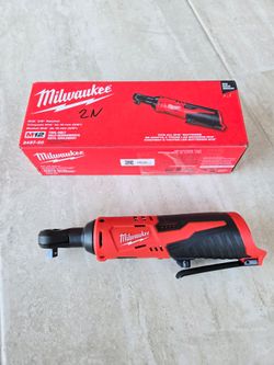 Milwaukee 12V 3/8in. Ratchet