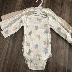 4 Baby Bodysuits 
