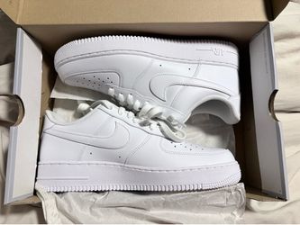 Brand new woman’s 9.5 Air Force 1