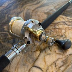 Shimano TALICA 16ll (2-Speed) Lever Drag + 500 yards Braid - $750 Retail- Clean Fishing Reel