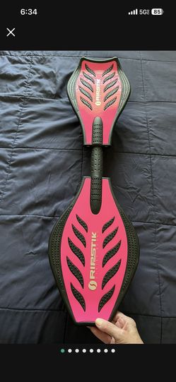 It’s Very Nice Skateboard A Color Is Hot, Pink, And Black