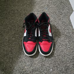 🔴⚫ Jordan 1 (Red/Black/White) (Size 10)