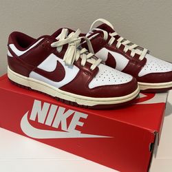 Nike Dunk Low Vintage - Team Red (size 7/8.5)