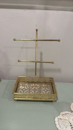 Cute jewelry stand