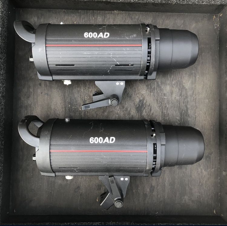 Cowboy Studio Dual Power AC/DC 110v Mettle 600 AD 300W/600W Professional Mono Strobe Flash Light
