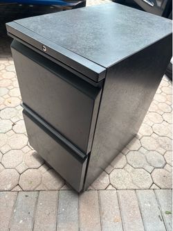2-Drawer File Cabinet