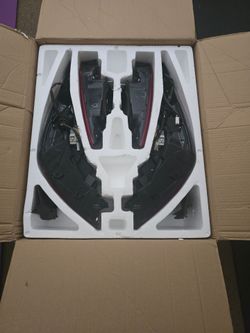 2020 Toyota Camry XSE OEM tail lights