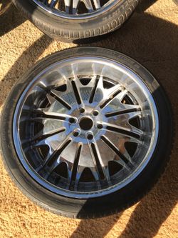 Chrome wheels 24in