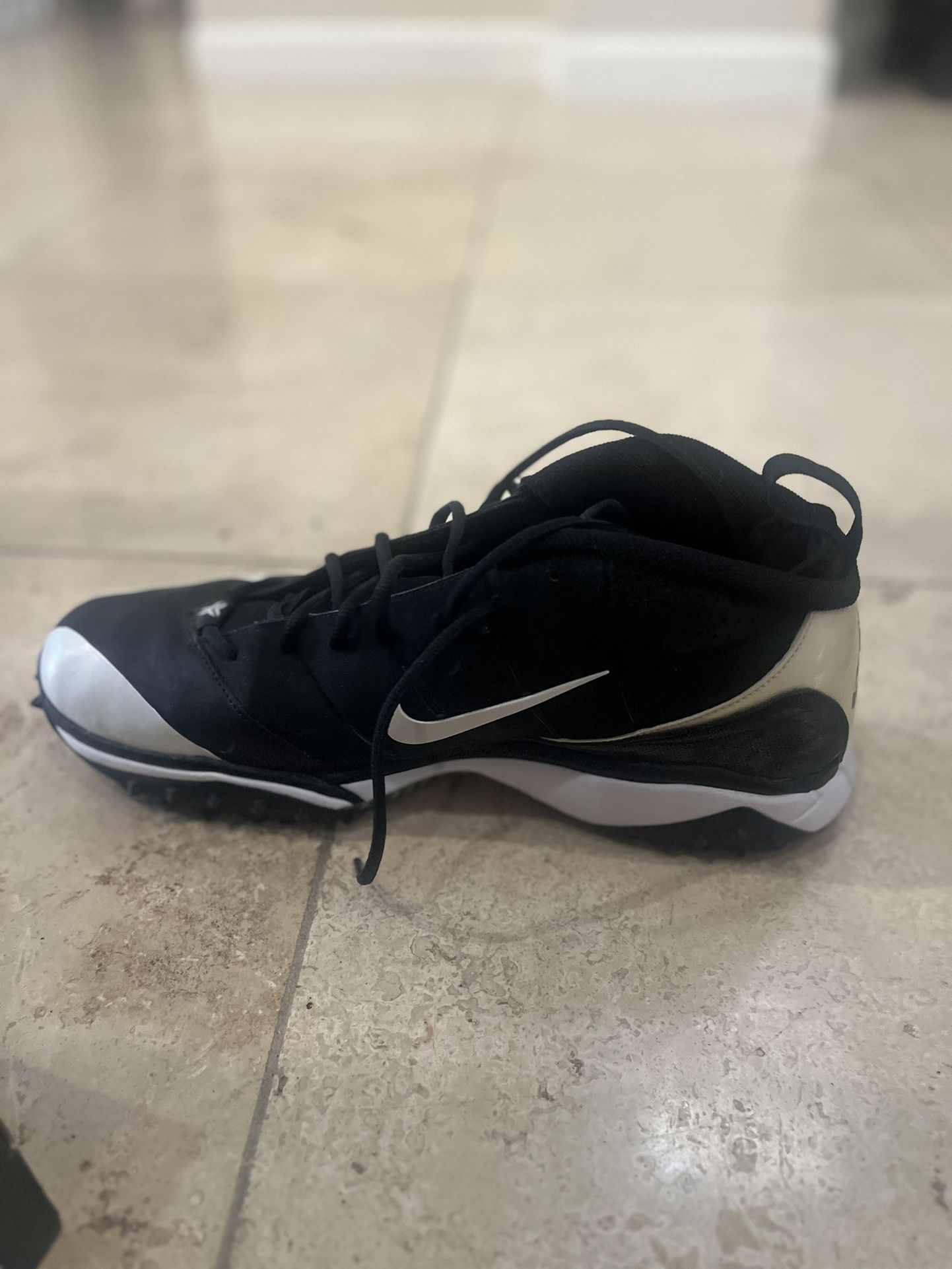 Nike Speed Black & White Football Cleats Size 14