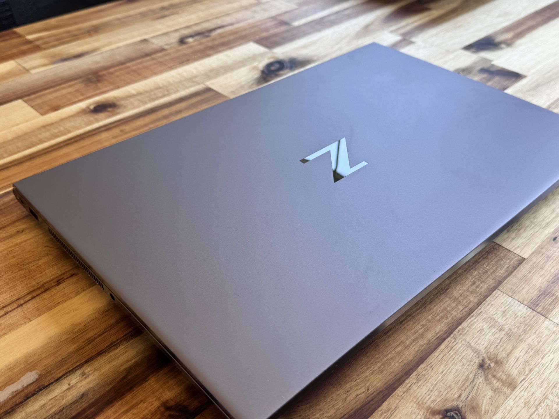 HP Zbook Studio G8 Mobile Workstation
