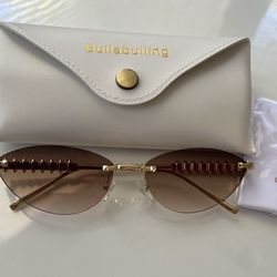 Women sunglasses with high end design