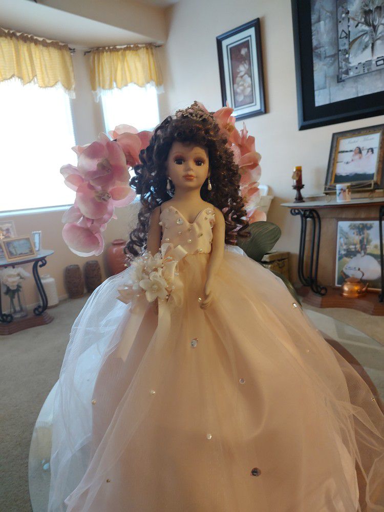 Quinceanera DOLL