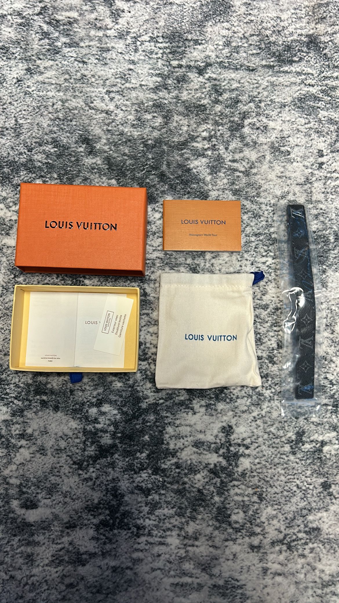 LV slim bracelets brand new