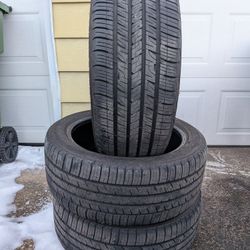 P225 45R 17 Goodyear assurance comfort drive all season tires (3)