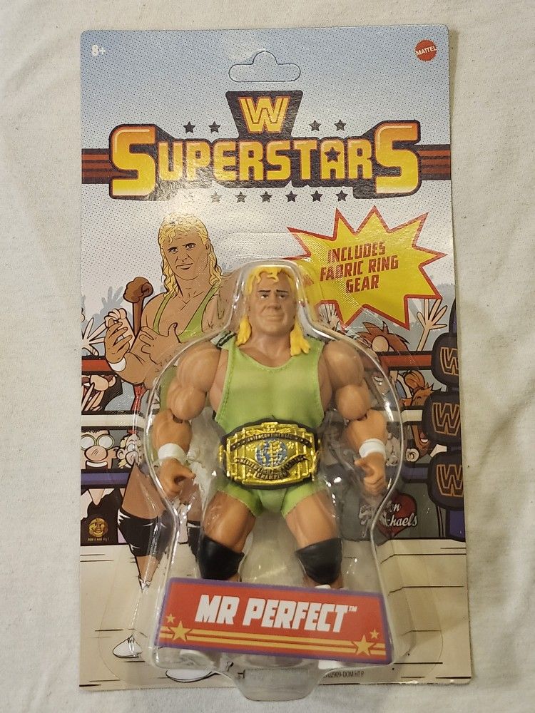 UNPUNCHED CARD. WWE SUPERSTARS SERIES 6. MR PERFECT 5 1/2 " ACTION FIGURE